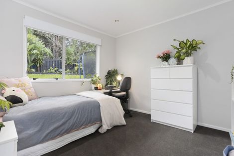 Photo of property in 1/8 Tempo Place, Torbay, Auckland, 0630