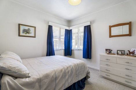 Photo of property in 30 Vipond Road, Stanmore Bay, Whangaparaoa, 0932