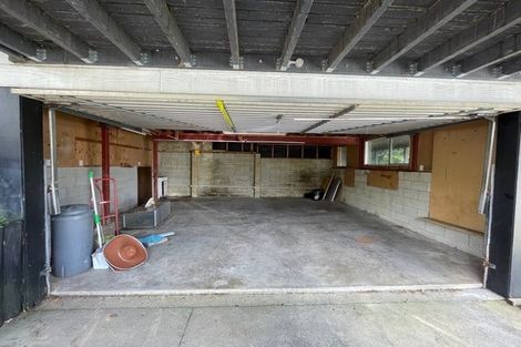 Photo of property in 17 Sumich Place, West Harbour, Auckland, 0618