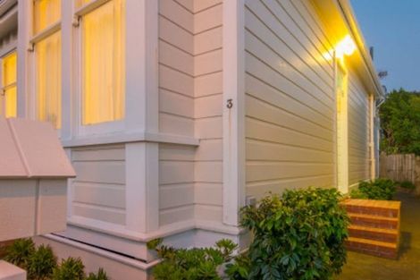 Photo of property in 3 Aorangi Terrace, Thorndon, Wellington, 6011