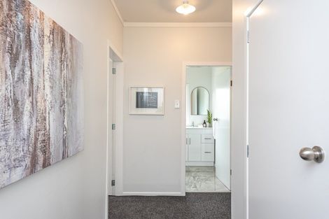 Photo of property in 112 Cornfoot Street, Castlecliff, Whanganui, 4501