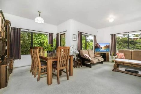 Photo of property in 10 Carnmore Place, Torbay, Auckland, 0630