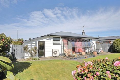 Photo of property in 74 Helmsdale Street, Waverley, Invercargill, 9810