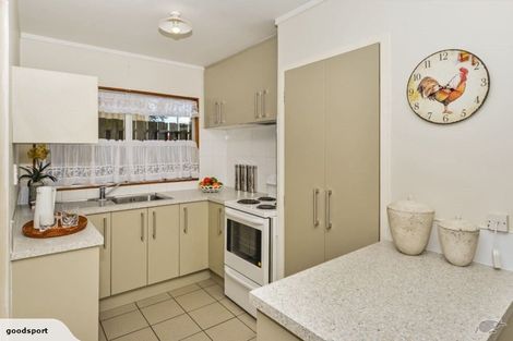 Photo of property in 2/41 Anzac Road, Browns Bay, Auckland, 0630