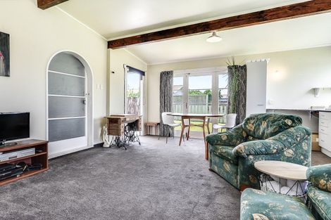 Photo of property in 11 Fiona Place, Dinsdale, Hamilton, 3204