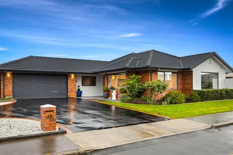 Photo of property in 16 Anglem Way, Northwood, Christchurch, 8051