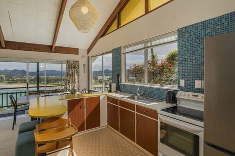 Photo of property in 24 Tairua Terrace, Tairua, 3508