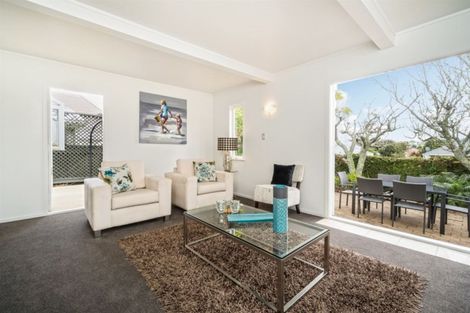 Photo of property in 1/14 Otakau Road, Milford, Auckland, 0620