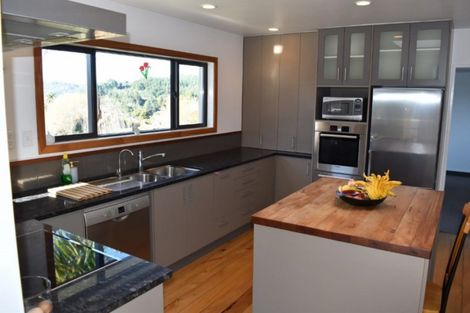 Photo of property in 8 Brenton Place, Whangamata, 3691