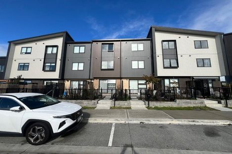 Photo of property in 35 Jabuka Street, Glen Eden, Auckland, 0602