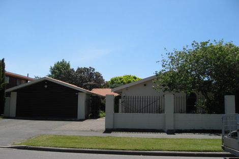 Photo of property in 6 Strathean Avenue Avonhead Christchurch City
