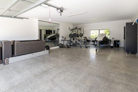 Photo of property in 144 Mellons Bay Road, Mellons Bay, Auckland, 2014