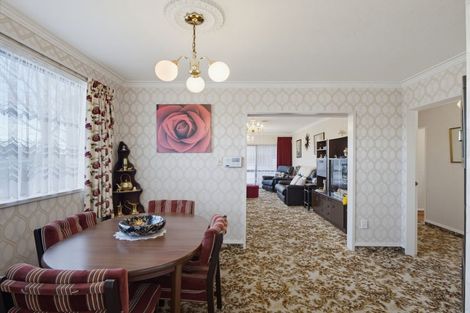 Photo of property in 1/102 Lake Terrace Road, Burwood, Christchurch, 8061