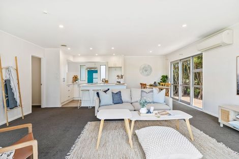 Photo of property in 15 Lowburn Avenue, Waipu, 0510