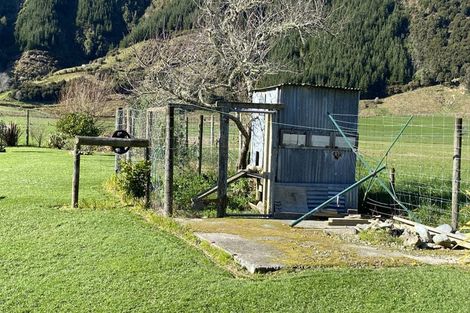 Photo of property in 39 Wakamarina Road, Canvastown, Havelock, 7178