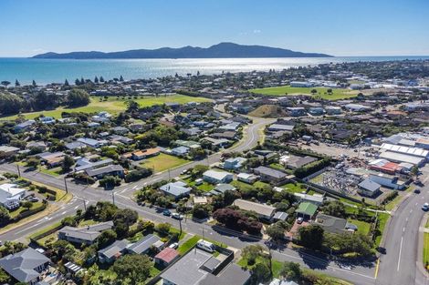 Photo of property in 44 Menin Road, Raumati South, Paraparaumu, 5032
