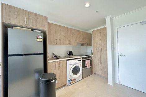 Photo of property in 15f/30 Westward Ho, Glen Eden, Auckland, 0602