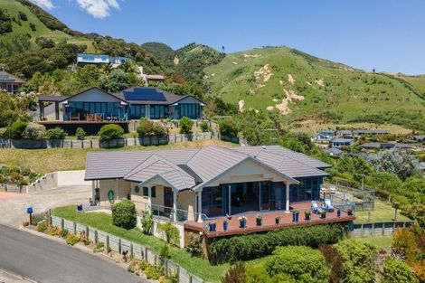 Photo of property in 18 Springlea Heights, Atawhai, Nelson, 7010