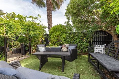 Photo of property in 6 Chilton Drive, Mairehau, Christchurch, 8052