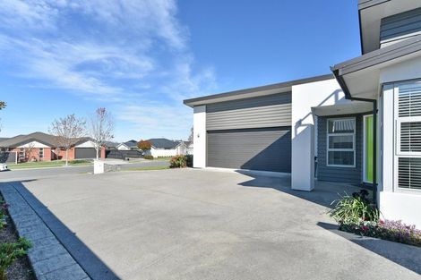 Photo of property in 9 Churchill Drive, Rangiora, 7400