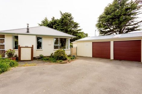 Photo of property in 32 Kathleen Crescent, Hornby, Christchurch, 8042