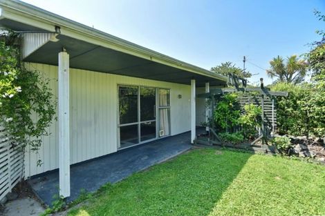 Photo of property in 4 Coates Place, Rangiora, 7400