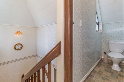 Photo of property in 37 Weraroa Road, Levin, 5510