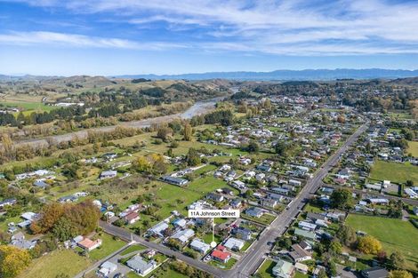 Photo of property in 11a Johnson Street, Waipawa, 4210