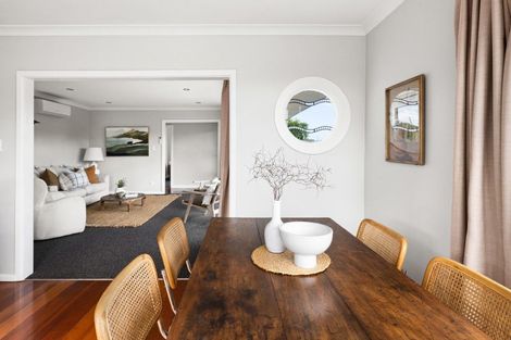 Photo of property in 802 Alexandra Street, Parkvale, Hastings, 4122