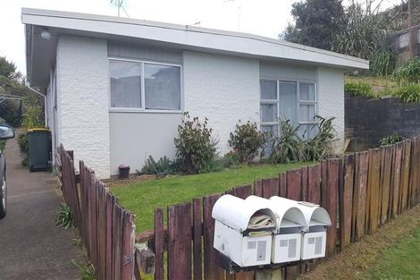 Photo of property in 7 Fairview Place, Westown, New Plymouth, 4310
