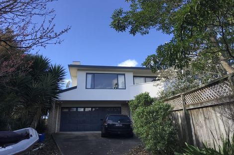 Photo of property in 25 Palmerston Road, Birkenhead, Auckland, 0626