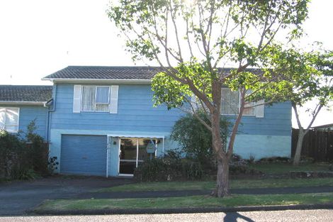 Photo of property in 1/16 Craigbank Avenue, New Lynn, Auckland, 0600