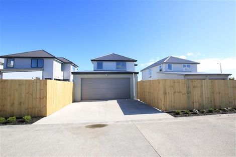 Photo of property in 15 Hakaro Way, Takanini, 2112