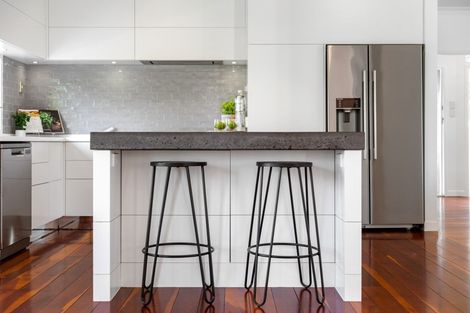 Photo of property in 70 Darraghs Road, Brookfield, Tauranga, 3110