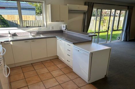 Photo of property in 2/46 Penrith Avenue, Somerfield, Christchurch, 8024