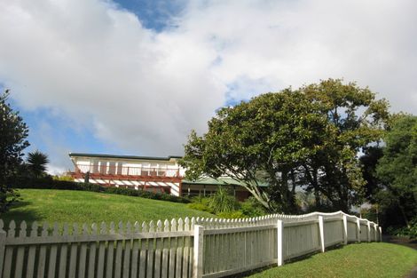 Photo of property in 188 Mellons Bay Road, Mellons Bay, Auckland, 2014