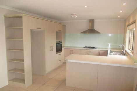 Photo of property in 12 Piwakawaka Court, Rototuna North, Hamilton, 3210