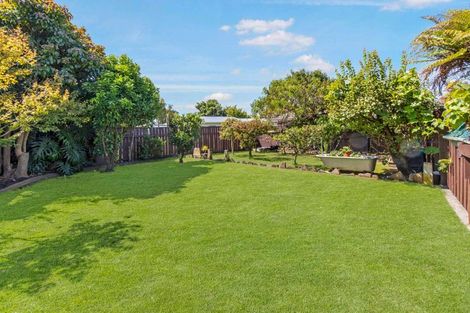 Photo of property in 19 Akepiro Place, Tawhero, Whanganui, 4501