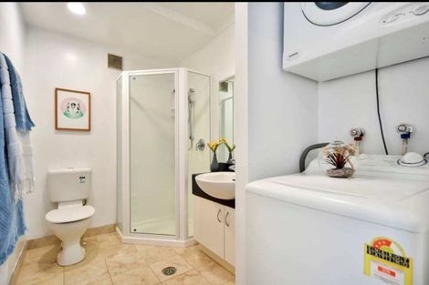 Photo of property in 15 Nelson Street, Helensville, 0800