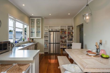 Photo of property in 18 Carrington Street, Mount Cook, Wellington, 6021