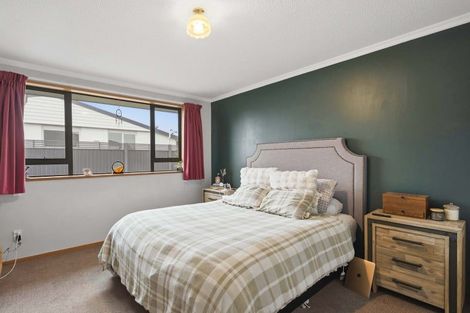 Photo of property in 37 Renfrew Street, Waikiwi, Invercargill, 9810