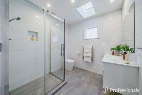 Photo of property in 32 Orr Crescent, Hutt Central, Lower Hutt, 5011