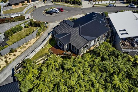 Photo of property in 37 Meadowbank Drive, Belmont, Lower Hutt, 5010