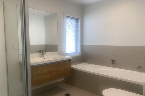 Photo of property in 60 Nganui Avenue, Takanini, Auckland, 2112