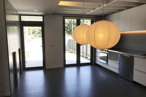 Photo of property in 383 Adelaide Road, Newtown, Wellington, 6021