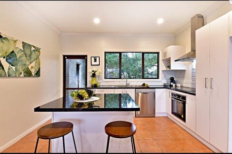 Photo of property in 11 Tui Crescent, Manurewa, Auckland, 2102