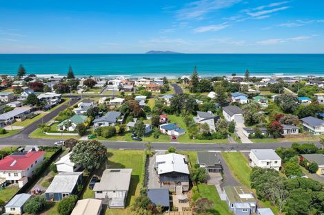 Photo of property in 44 Hillview Road, Waihi Beach, 3611