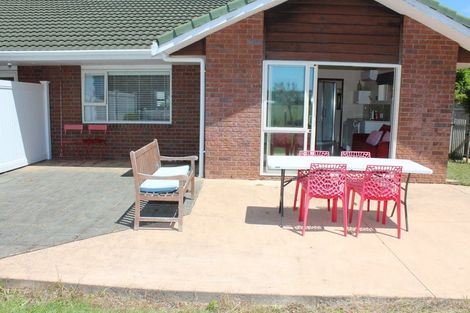 Photo of property in 38 Henson Road, Whitford, Howick, 2571