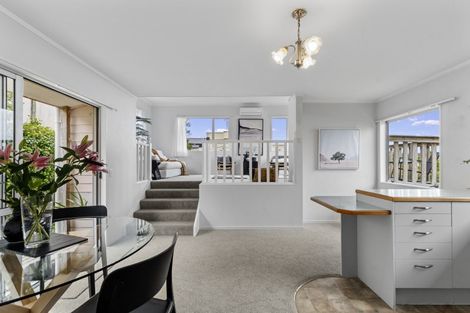 Photo of property in 29a Hillcrest Road, Otumoetai, Tauranga, 3110