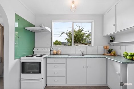 Photo of property in 38b Palmer Crescent, Silverstream, Upper Hutt, 5019